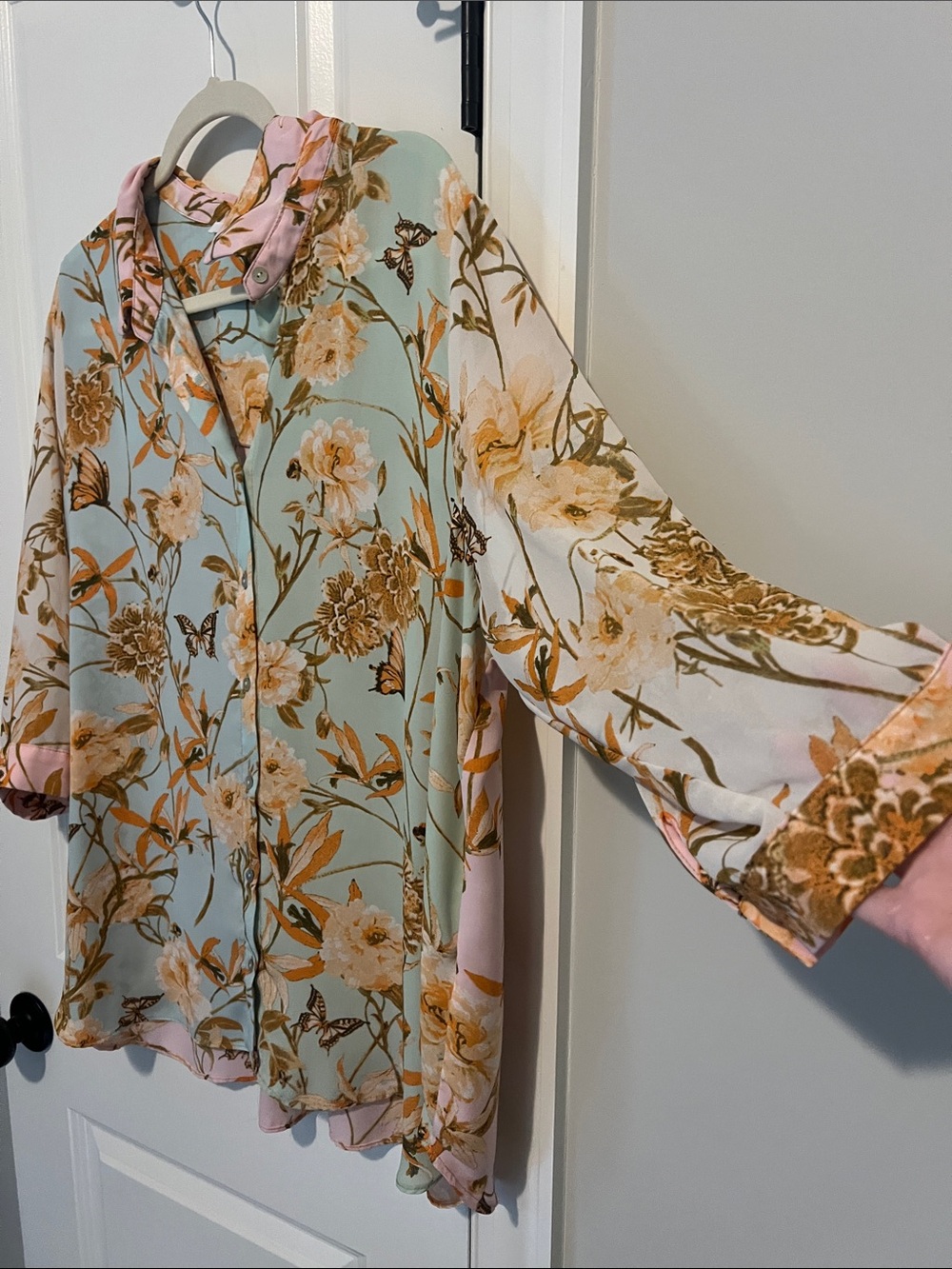 🦋Rose & Olive 2X Pink & Mint Blue Floral Button-Up Top Butterfly Shirt - Picture 3 of 4